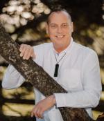 Kelvin Cruickshank Live