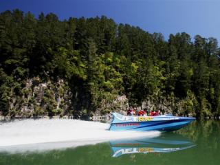 Jet Boating, Taupo