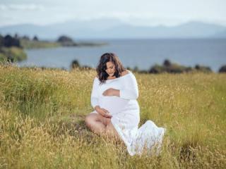 MATERNITY PHOTOGRAPHY