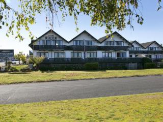 Le Chalet Suisse Motel Taupo