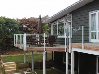 DECKING