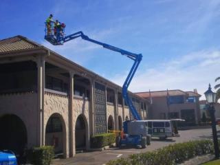 ROOF RE-PAINT