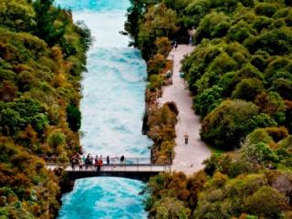 Huka Falls Walk