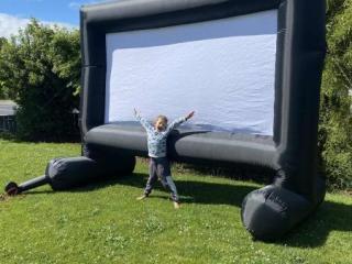 BACKYARD MOVIE NIGHTS BACKYARD MOVIE NIGHTS