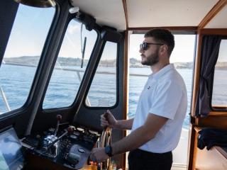 LOLOMA CHARTERS - GREATLAKE ADVENTURES