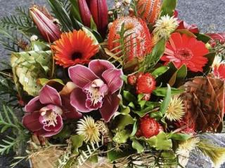 FLORAL ARRANGEMENTS
