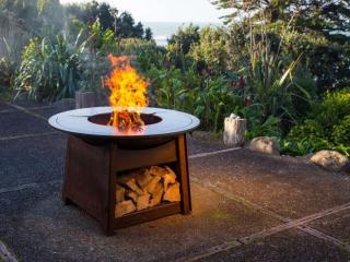  MAHUIKA OUTDOOR FIREPLACES
