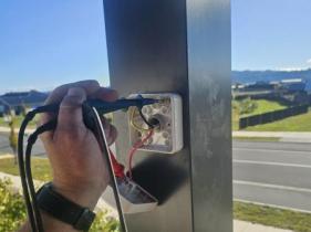 OUTDOOR POWER SUPPLY