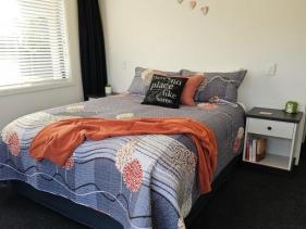 COMFY BEDROOM