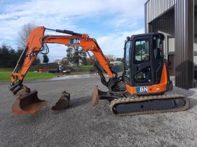 DIGGER HIRE