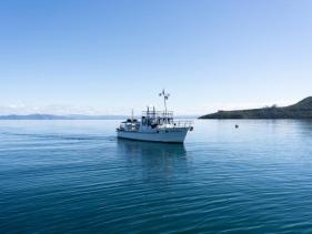 LOLOMA CHARTERS - GREATLAKE ADVENTURES